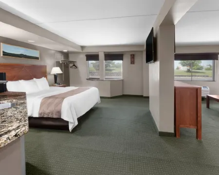 Baymont by Wyndham Jamestown Conference Center & Water Park Hotels in Jamestown