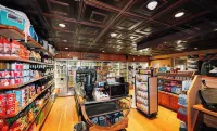 Apgar Lookout Suites Hotel di Flathead County