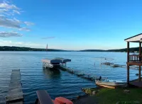 Charming 2-bedroom cabin on Keuka Lake close to Penn Yan & the Keuka Wine Trail