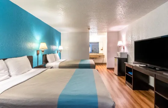 6號德梅因北汽車旅館