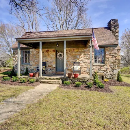 Historic Tennessee Vacation Rental on Homestead