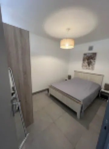 WATERFRONT APARTMENT IN SOUTH CORSICA (1 MINUTE WALK FROM THE BEACH)