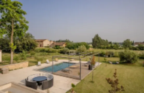 Beautiful and spacious mas in Provence