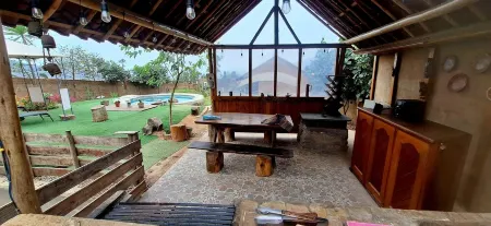 Charming 2-bedroom bungalow in nice Pachacamac, Lima with WiFi