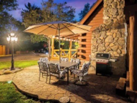 Riverfront Cabin with Cedar Wood Hot Tub, Dry Sauna, and Dock Hotels in Halfmoon