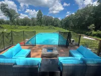 Charming 3-BR Cabin/House, Pool, creek, 35Acres with Fiber Internet in Pikeville Hotels in Bledsoe County