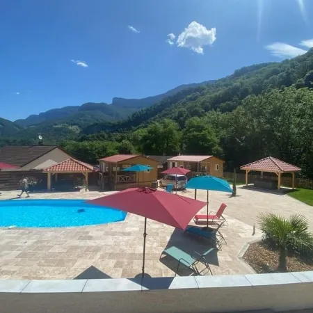 Chalet "pied aigu" At the foot of the Vercors, mountains and hiking. Pets allowed