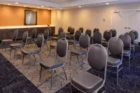 Hampton Inn & Suites Albany/East Greenbush - 2-Star