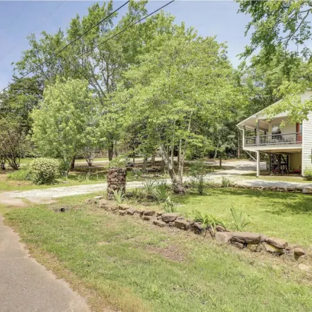 Quiet Retreat with Firepit – Walk to Music, Shops, & Trails