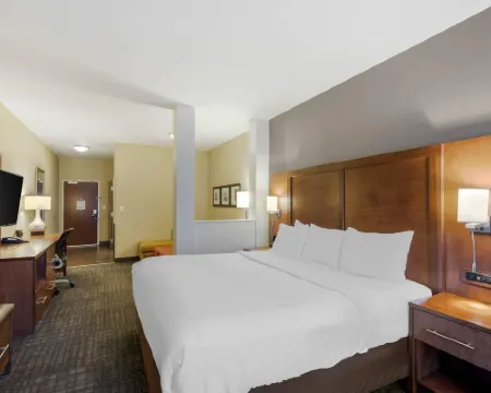 Comfort Suites Loveland Hotels in Weld County