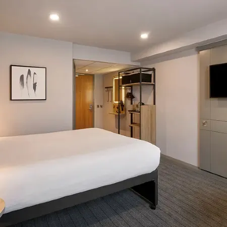Premier Inn Dudley Town Centre
