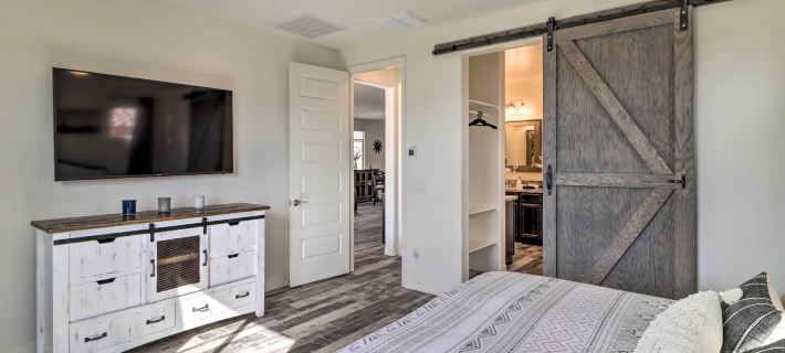 Private Pool: Stunning Goodyear Vacation Rental! Hotels in Goodyear
