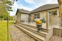 Beloit Home w/ Deck: 3 Mi to Health System Campus - bar