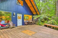 Peaceful Wooded Cabin by Mt Baker Ski Area! - Wifi