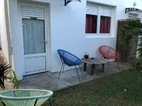 2- Le Figuier Hôtels à : 