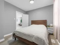 Spacious 3BDs - Close to Wineries, Brock & Falls! Hotels in Thorold
