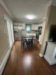 Charming 2-bedroom apartment in lovely Wartburg. Close to Hiking & Kayaking