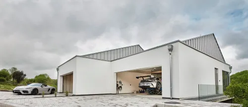 Racers Lodge "nordschleife" mit Hebebühne und Doppelgarage, Nähe Nürburgring Hotels in Bermel