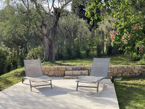 Mas de Charme au Milieu des Oliviers Hotel a Le Rouret