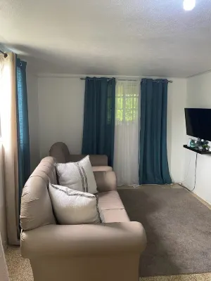 Chic 1bedroom with AC and WiFi in charming priory area1- 2 min walk to the beach Hotels in Priory
