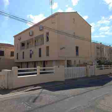 Valras-plage, Appartement T3, Bord de mer Avec Terrasse et Parking Hotel Exterior