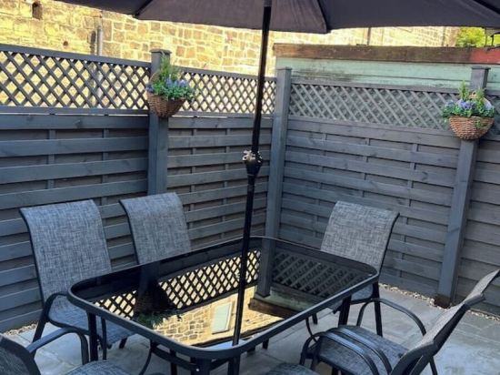 4 Bed End Terrace - Sleeps 7