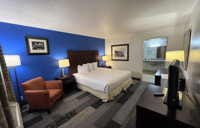 Frontier Inn