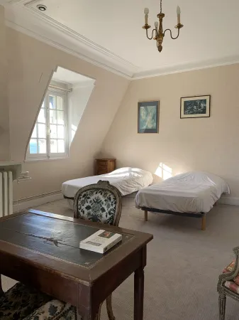 Villa sea view, 50 m from the beach