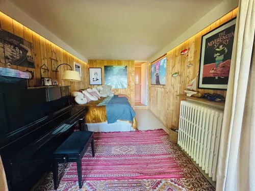 HOUSE ON THE HILLS ABOVE TROUVILLE. Panoramic sea view (and access)