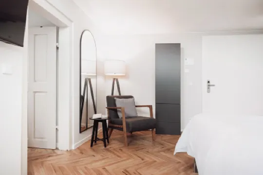 Apartment II - DOM apartments Fulda - free parking