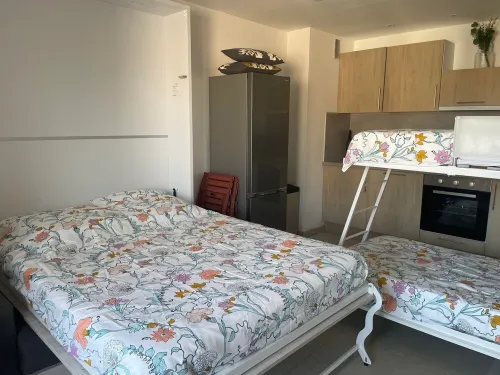 T1 Neuf Balcon 700 m de la mer Parking Wifi Draps