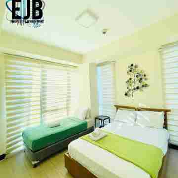 Mactan Newtown by EJB Rooms