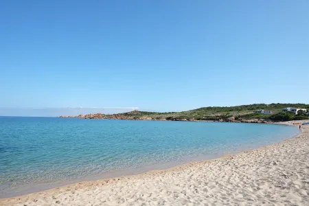 Apt. 1309 - Casa Corelia - Calarossa Sardinia Apartments Отели в г. Тринита-д'Агульту-э-Виньола