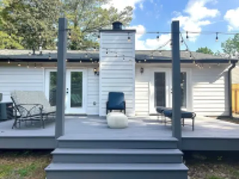 Charming 3-Bedroom Ranch Home, Back Deck, Close to ATL, in Peaceful Norcross