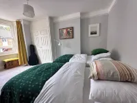 Pretty Edwardian seaside home