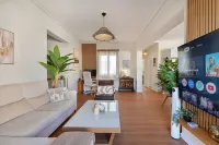 Luxe Penthouse, Seaview, jacuzzi, big patio, fiber Hotels in Preveza