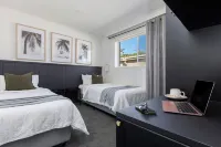 Enjoy a Luxurious Elwood Escape Hotels in Elwood