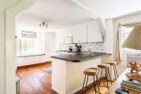 Greek Revival Farmhouse in Stockbridge Hotels in Stockbridge