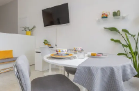 Apartment for Two People – 1 Minute from the Sea and Close to the City Center