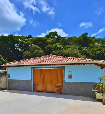 Seasonal Home in Centro Guararema SP - Next to the Maria Fumaça Train Station Hotels in Guararema