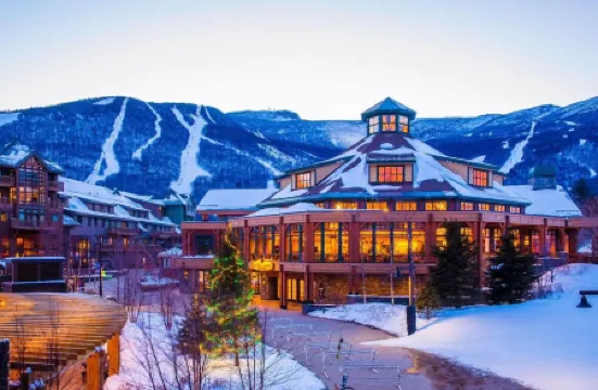 Year-Round Luxury Mountain Villa @ Trapp & Stowe with Resort Amenities Included!