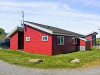 "Carlie" - 2.8km from the Sea