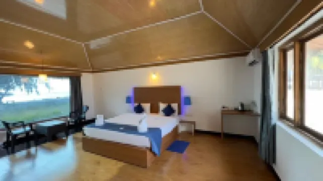 Sea Shells Beach Resort Hotels in 