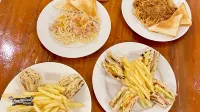 24/7 Lantawan Resort - Breakfast