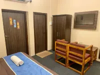 Hotel Kashi Awahan! Near Vishvanath Temple