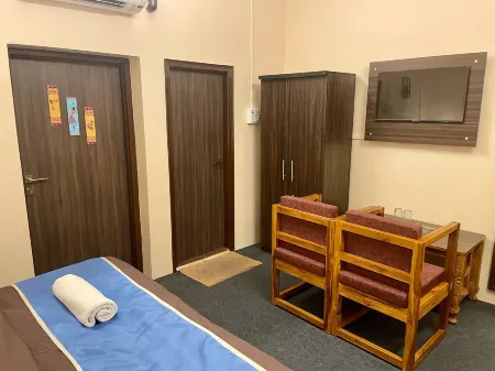 Hotel Kashi Awahan! Near Vishvanath Temple Отели рядом с достопримечательностью «Сарнат»