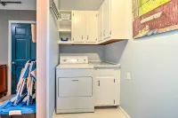 Cozy Wilmington Vacation Rental 10 Mi to Beach! - 3-Star