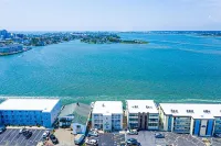 Downtown Bay View Luxury Condo Spectacular view! Hotel a 