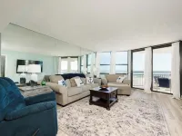 Direct Ocean Front Condo steps away from the Beach! Hotels in Ponce Inlet