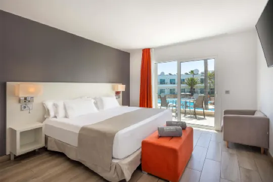 Barceló Corralejo Sands